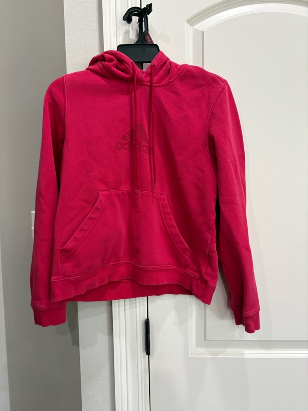 Adidas red hooded long sleeve sweatshirt with drawstring Youth size 14 Fair